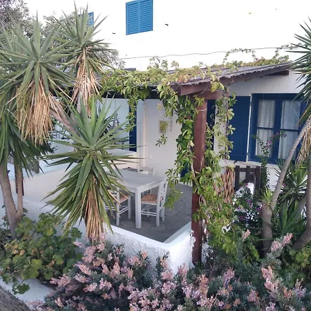 Hotel Mediterraneo Chora de Ios Exterior foto