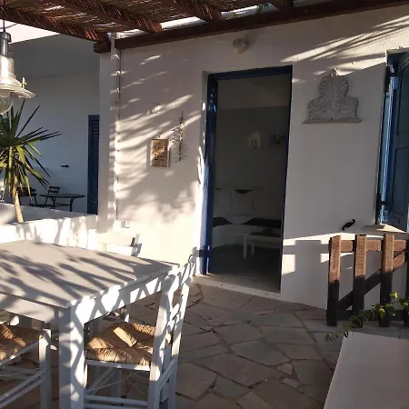 Hotel Mediterraneo Chora de Ios Exterior foto