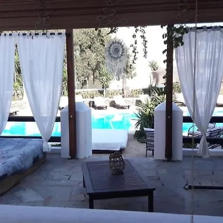 Hotel Mediterraneo Chora de Ios Exterior foto